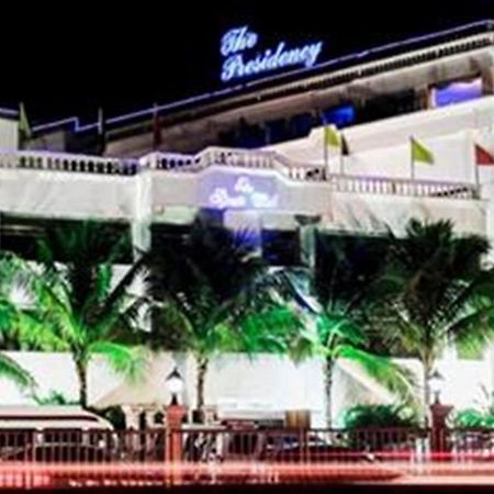 Hotel The Presidency Bhubaneswar Exterior foto