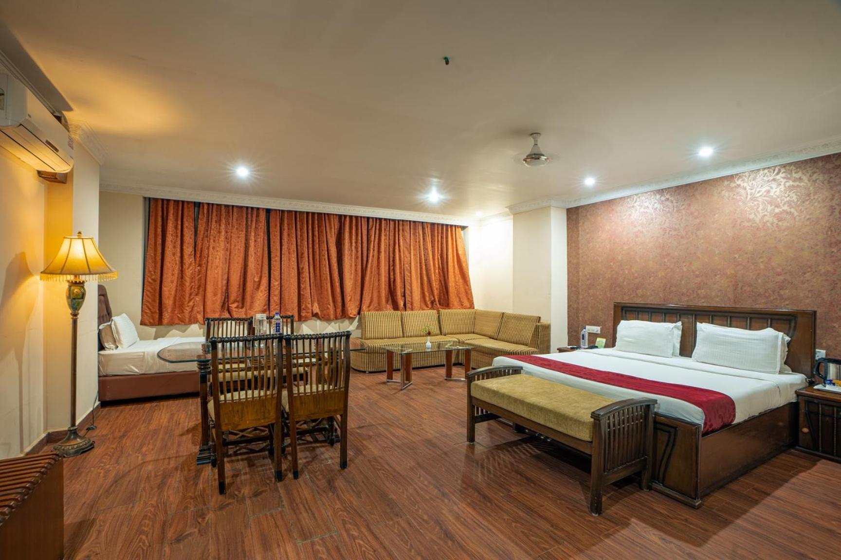 Hotel The Presidency Bhubaneswar Exterior foto